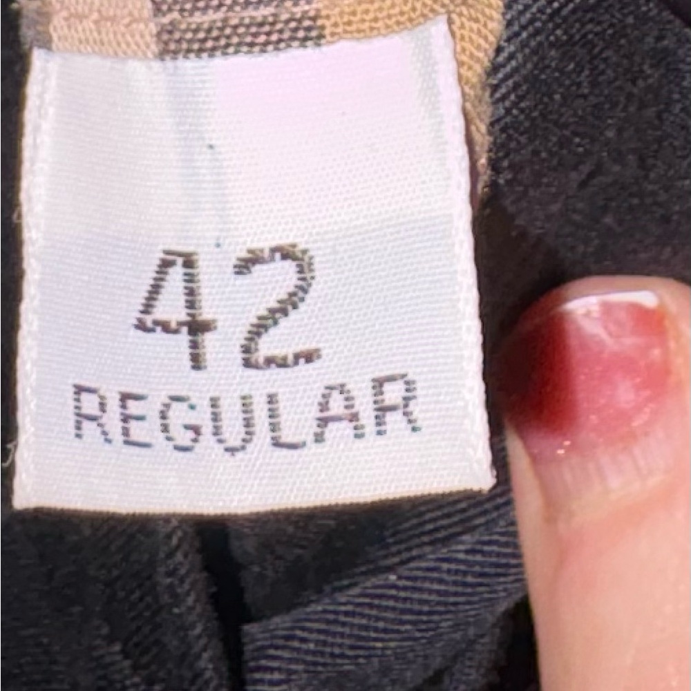 Nice classic lined raincoat by Burberry - Picture 9 of 9